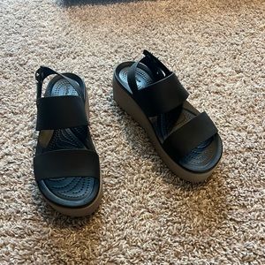 BRAND NEW Crocs Platform Sandals
